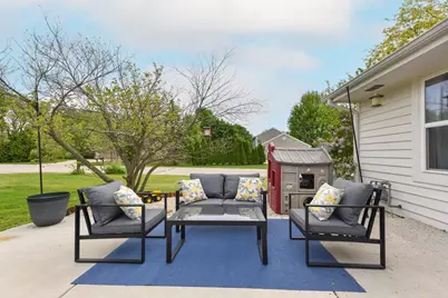 W163N10464  Ridgeview Ln, Germantown, WI 53022 - Photo 19