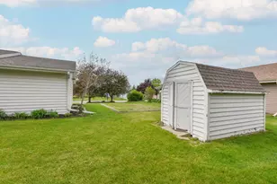 W163N10464 Ridgeview Ln, Germantown, WI 53022 - Photo 23