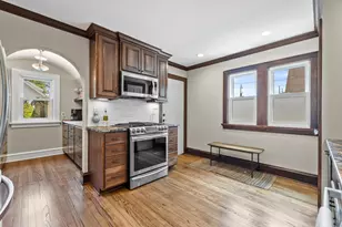 2648 Lefeber Ave, Wauwatosa, WI 53213 - Photo 13
