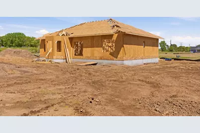 1368  Academy Dr, Holmen, WI 54636 - Photo 3