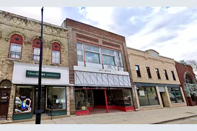 141 W James St, Columbus, WI 53925 - Photo 1