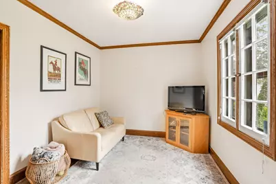 4441 N Maryland Ave, Shorewood, WI 53211 - Photo 17