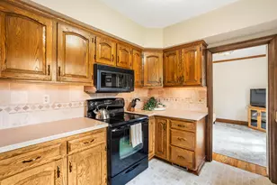 4441 N Maryland Ave, Shorewood, WI 53211 - Photo 15