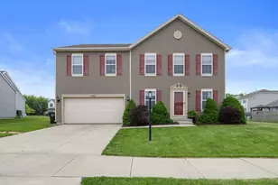 3707 91st Pl, Racine, WI 53177 - Photo 1