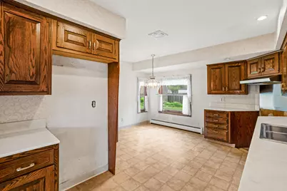 1613  September Dr, Racine, WI 53402 - Photo 11