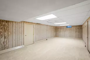 1613 September Dr, Racine, WI 53402 - Photo 21