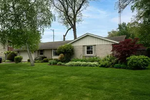 1613 September Dr, Racine, WI 53402 - Photo 25