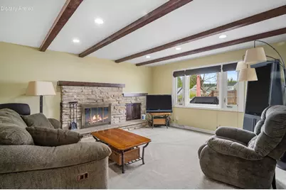 2556 N 96th St, Wauwatosa, WI 53226 - Photo 19