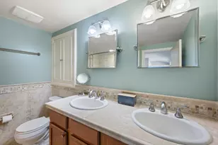 2556 N 96th St, Wauwatosa, WI 53226 - Photo 29