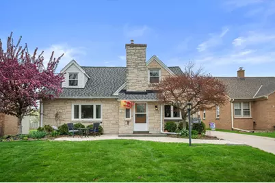 2556 N 96th St, Wauwatosa, WI 53226 - Photo 41