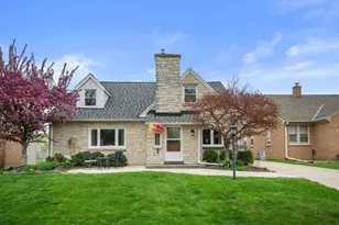 2556 N 96th St, Wauwatosa, WI 53226 - Photo 41