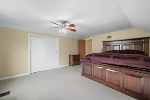 2556 N 96th St, Wauwatosa, WI 53226 - Photo 25