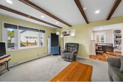 2556 N 96th St, Wauwatosa, WI 53226 - Photo 21