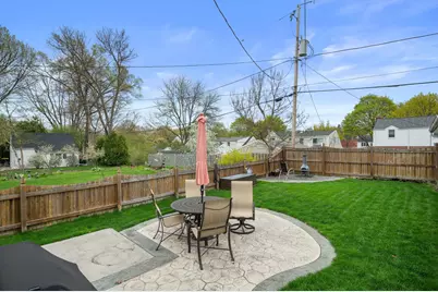 2556 N 96th St, Wauwatosa, WI 53226 - Photo 43