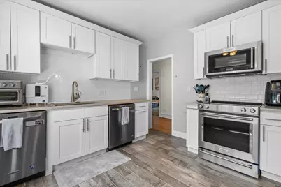609 E Lake View Ave, Whitefish Bay, WI 53217 - Photo 11