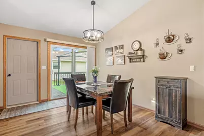 2336 N 26th St, Sheboygan, WI 53083 - Photo 7