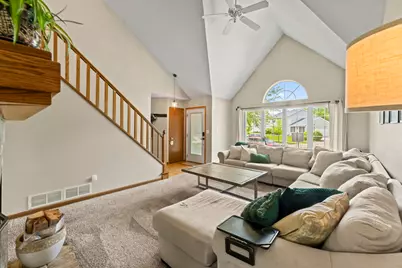 1803  Wexford Ln, Waukesha, WI 53186 - Photo 5