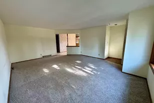 3770 S 93rd St, Milwaukee, WI 53228 - Photo 23