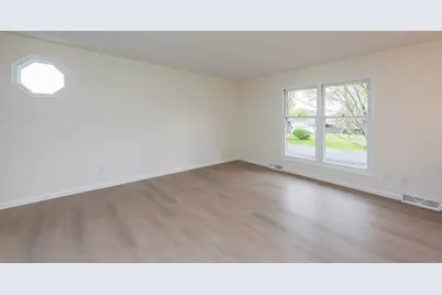 1826  Willow Rd, Twin Lakes, WI 53181 - Photo 5
