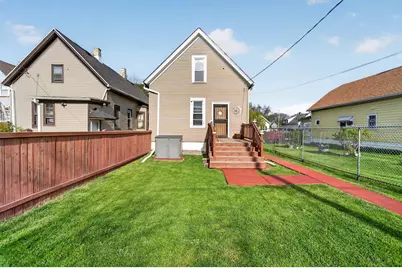 2865 N 17th St, Milwaukee, WI 53206 - Photo 15