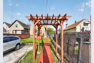 2865 N 17th St, Milwaukee, WI 53206 - Photo 17