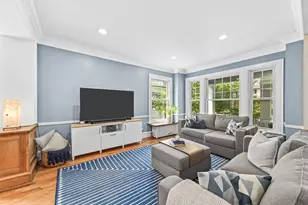 3228 N Shepard Ave, Milwaukee, WI 53211 - Photo 9