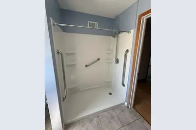 1024  Illinois St, Racine, WI 53405 - Photo 11