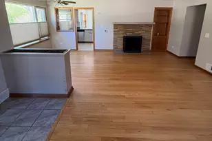 1024 Illinois St, Racine, WI 53405 - Photo 5