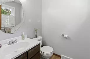2675 N 113th St, Wauwatosa, WI 53226 - Photo 11