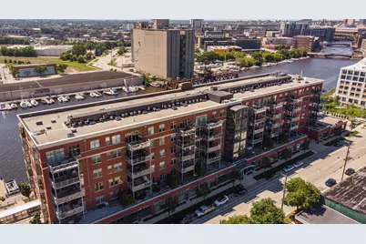 601 E Erie St #314, Milwaukee, WI 53202 - Photo 39