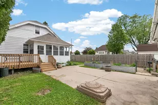1935 E Howard Ave, Saint Francis, WI 53235 - Photo 31