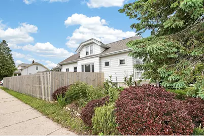 1935 E Howard Ave, Saint Francis, WI 53235 - Photo 37