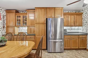 28511 Ray Dr, Racine, WI 53185 - Photo 9