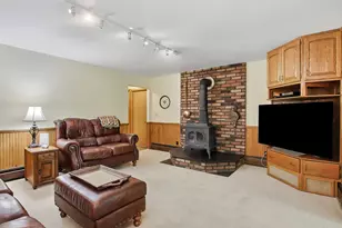 28511 Ray Dr, Racine, WI 53185 - Photo 15