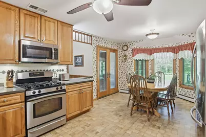 28511  Ray Dr, Racine, WI 53185 - Photo 11