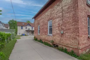 504 E Division St, Watertown, WI 53098 - Photo 5