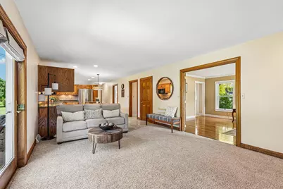 W68N347  Palmetto Ave, Cedarburg, WI 53012 - Photo 7