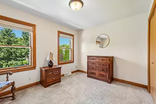W68N347 Palmetto Ave, Cedarburg, WI 53012 - Photo 19