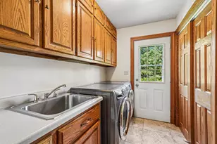 W68N347 Palmetto Ave, Cedarburg, WI 53012 - Photo 13