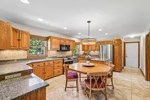 W68N347 Palmetto Ave, Cedarburg, WI 53012 - Photo 3