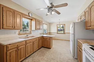 2508 W Halsey Ave, Milwaukee, WI 53221 - Photo 3