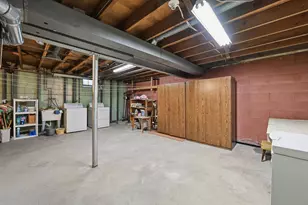 2508 W Halsey Ave, Milwaukee, WI 53221 - Photo 23