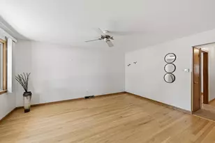 2508 W Halsey Ave, Milwaukee, WI 53221 - Photo 11