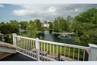 10240 N Westport Cir, Mequon, WI 53092 - Photo 23