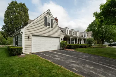 10240 N Westport Cir, Mequon, WI 53092 - Photo 37