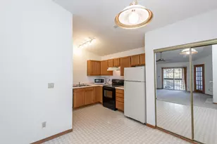 1825 E Racine Ave, Waukesha, WI 53186 - Photo 5