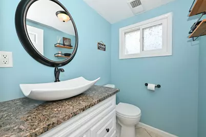 924  Montclair Dr, Racine, WI 53402 - Photo 11