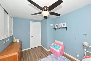924 Montclair Dr, Racine, WI 53402 - Photo 15