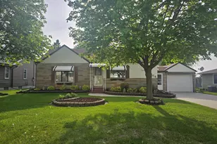 106 West Ct, Saint Nazianz, WI 54232 - Photo 1