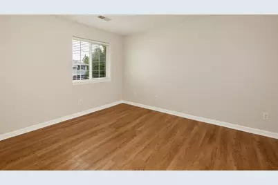N110W17058  Ashbury Ln #3, Germantown, WI 53022 - Photo 13